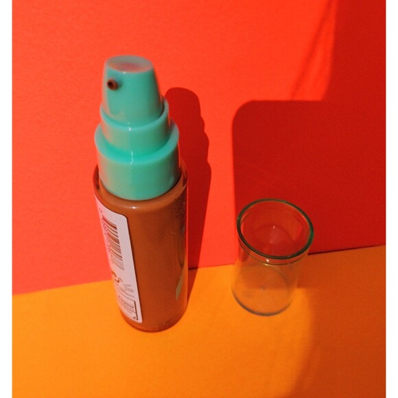 Almay Clear Complexion Acne Foundation 800 Caramel Makeup Sensitive Skin Teens 1 - Picture 12 of 16